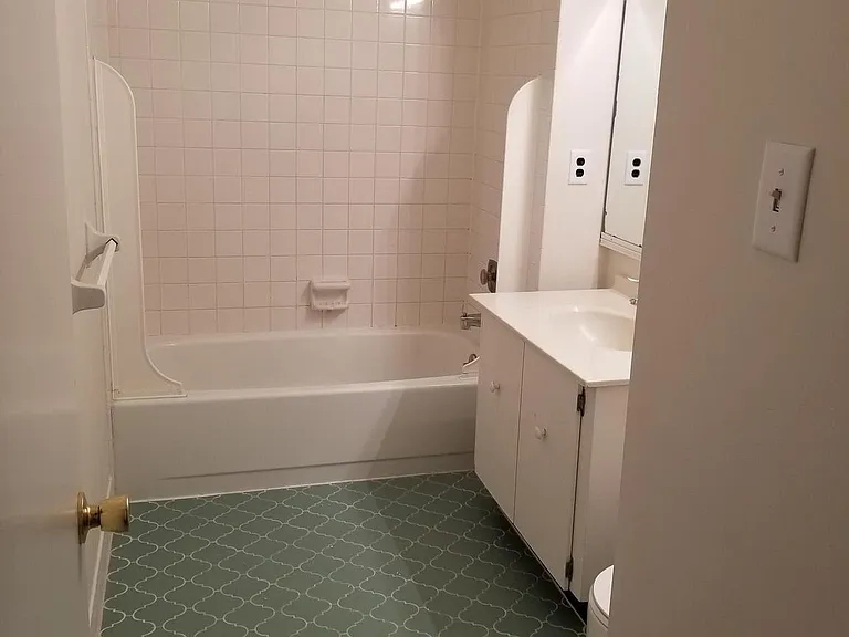 1161 Putnam Blvd — Photo 13