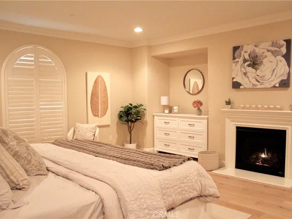 57 Silverado, Irvine, CA 92618