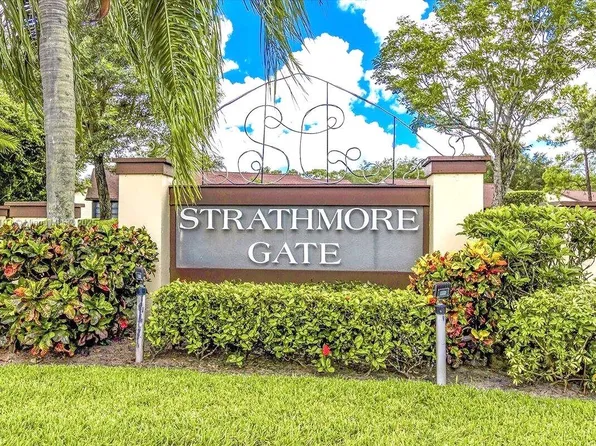 120 Roselle Ct, Royal Palm Beach, FL 33411