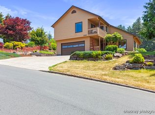 1030 NE 7th Dr, Newport, OR