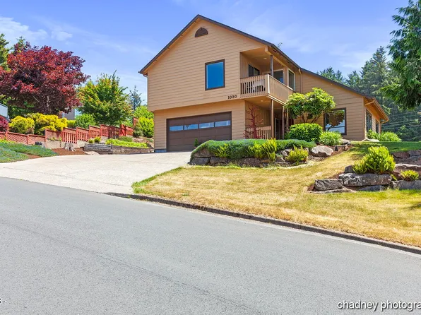 1030 NE 7th Dr, Newport, OR 97365