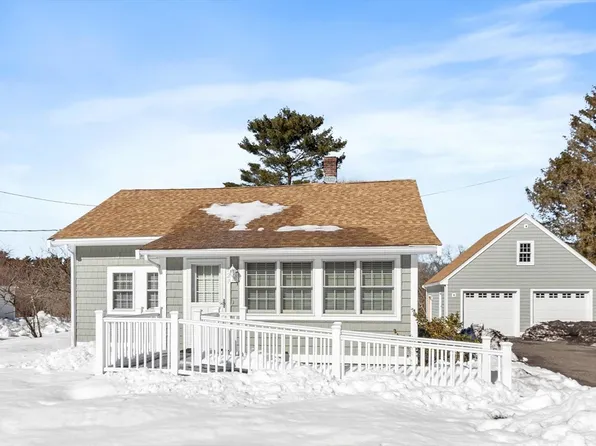 121 North St, Middleboro, MA 02346