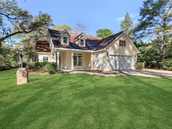 20 Woods Ct, Ridgeland, SC 29936