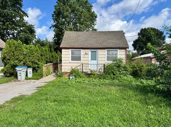 67 Clarence St, Strathroy Caradoc, ON N7G 1H2