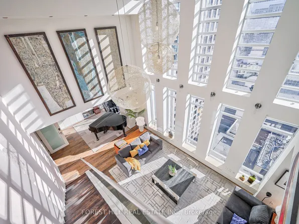 8 Colborne St, Toronto, ON