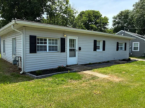 3712 Saint Francis Ave Photo 1