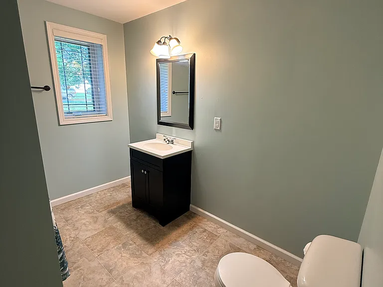906 Whiskey Rd NW — Photo 12