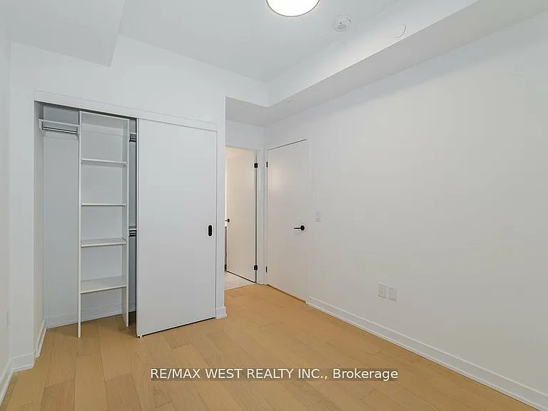 123 Portland St #403 — Photo 22