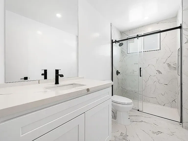 2 bed, 1000 sqft, $3,200 — Photo 4