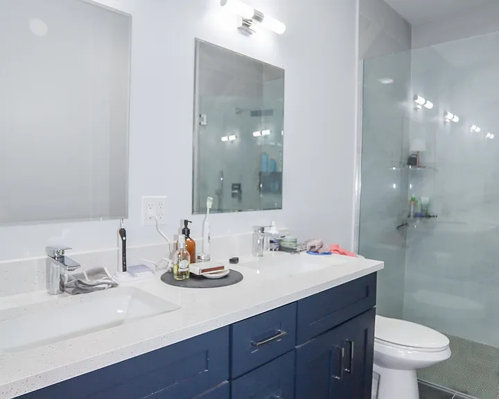 2402 W Carmen Ave #301 — Photo 11