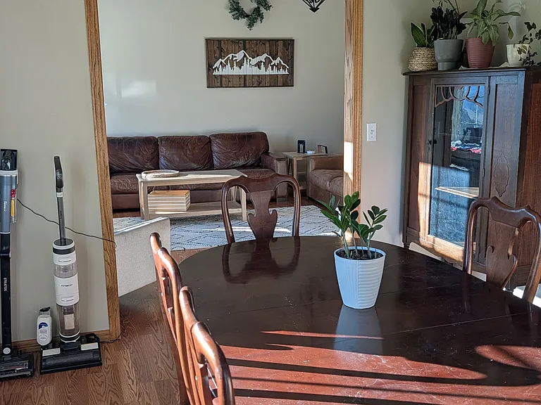 4688 Scott Allen Dr — Photo 4