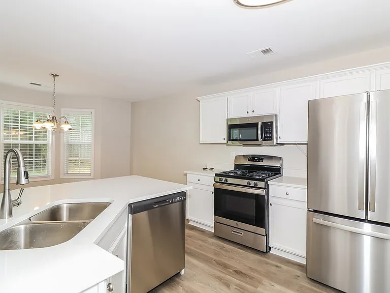 3242 Liberty Commons Dr NW — Photo 10