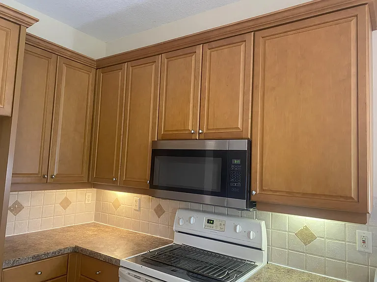 906 Mariner Bay Blvd — Photo 8