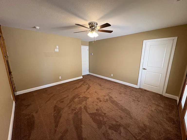 2322 E Vassar Dr — Photo 13