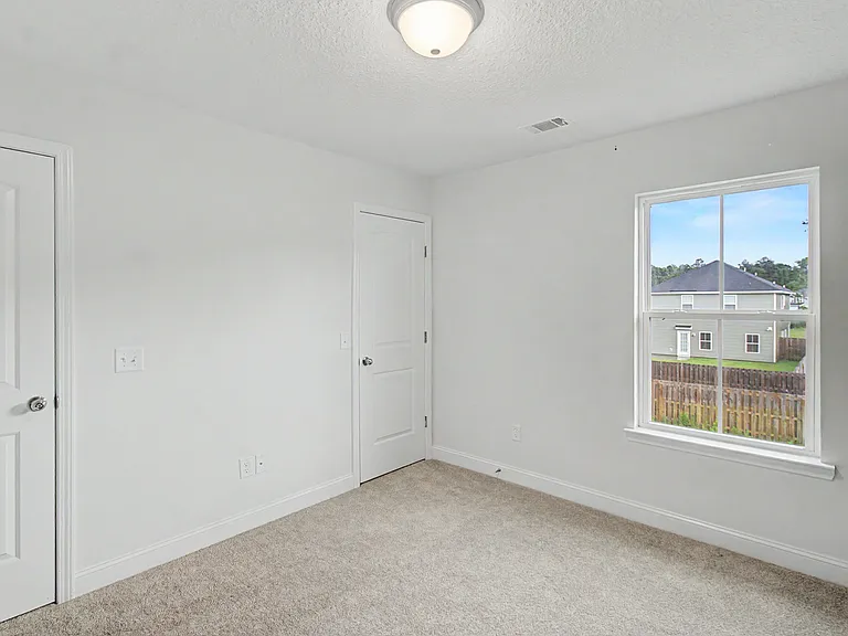 1246 Grayson Ave — Photo 15