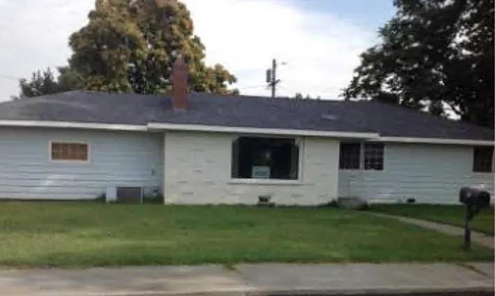 3 bed, 1428 sqft, $1,795 — Photo 1