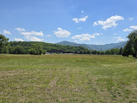 4th image of 4379 Barley Dr