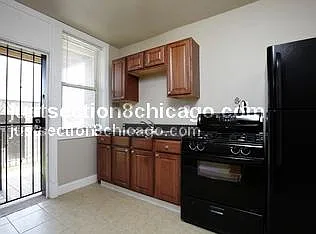 2 bed, 1.0 bath, $1,750 — Photo 1