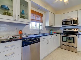 13976 Antigua Dr, Seminole, FL 33776