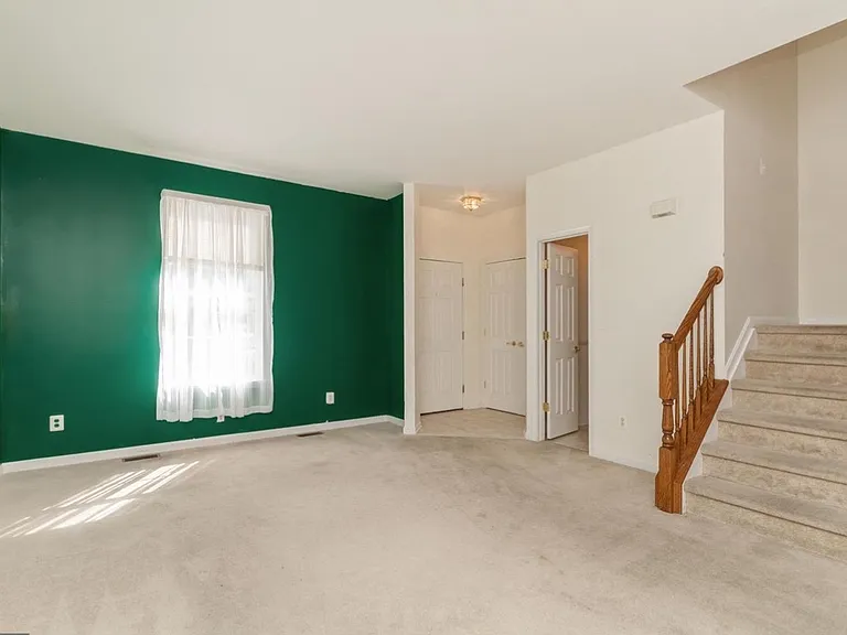 3884 Cannon Ln — Photo 3