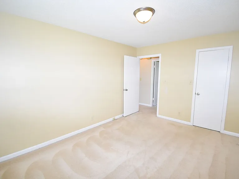 3049 Westchester Dr — Photo 18
