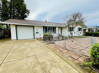 1975 Chambers St, Eugene, OR 97405