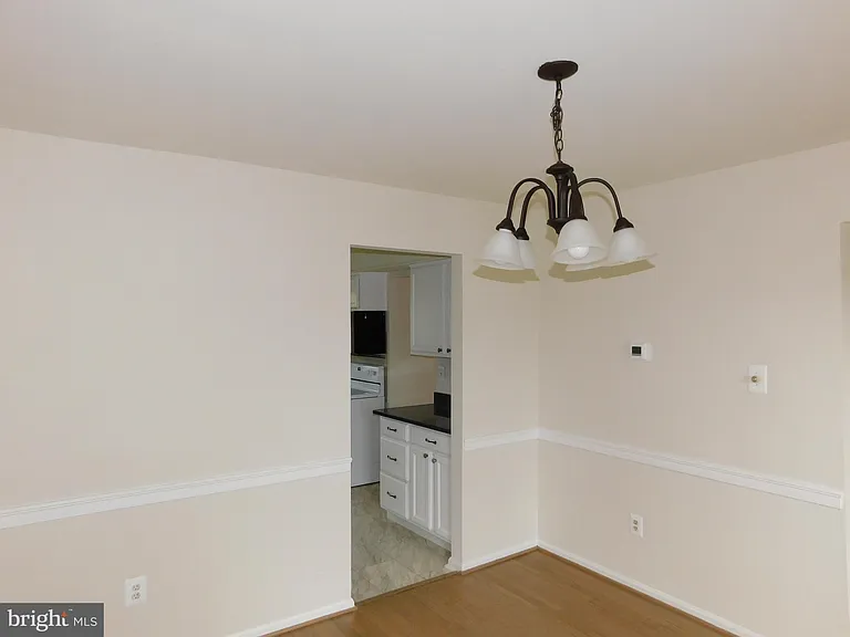 916 Pointer Ridge Dr — Photo 8