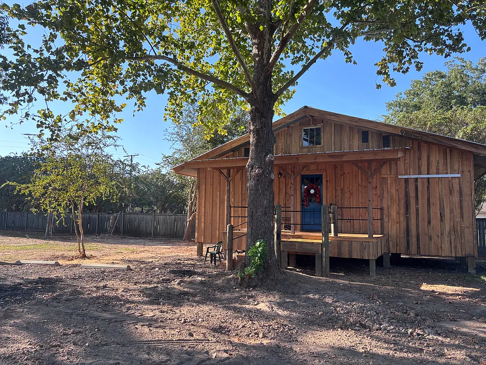 1664 Highway 133