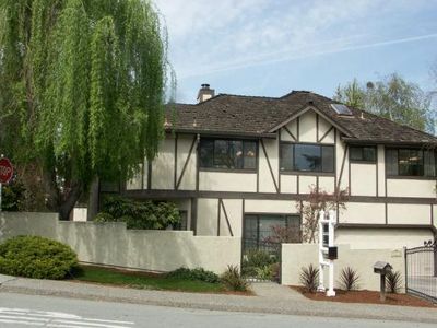 2074 Stockbridge Ave, Redwood City, CA, 94061