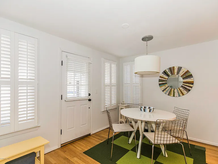 42 Central Ave — Photo 13