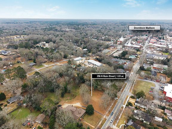 2nd image of 356 N Main St #1