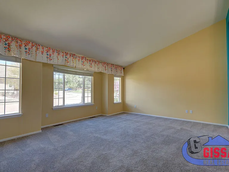 705 Witchhazel Ct — Photo 11