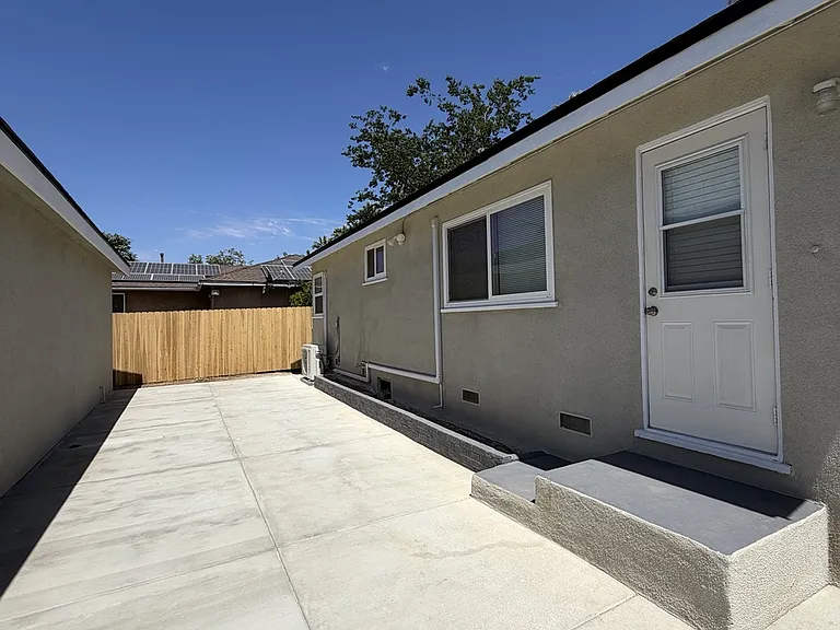 6869 Marguerita Ave — Photo 8