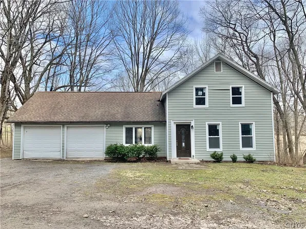 9465 Coates Rd N, Holland Patent, NY 13354