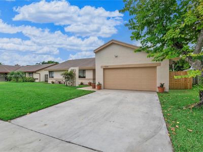 7240 NW 45th St, Lauderhill, FL, 33319