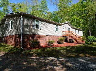 11331 Hills Ln, Amelia Court House, VA 23002