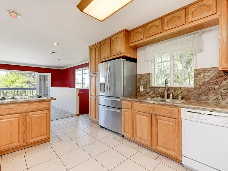5993 Howell Dr — Photo 8