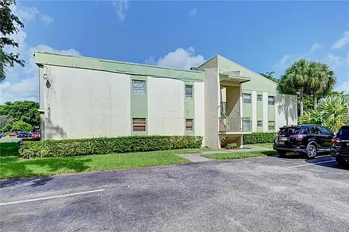 4150 NW 90th Ave #202 Photo 1