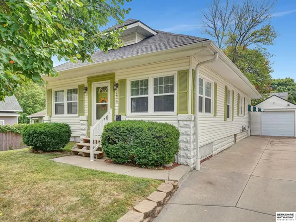 2849 Everett St, Lincoln, NE 68502