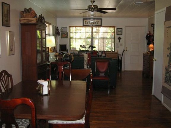 5th image of 130 Chipley Ave