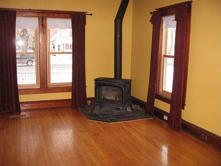 3rd image of 20 Gray Ave