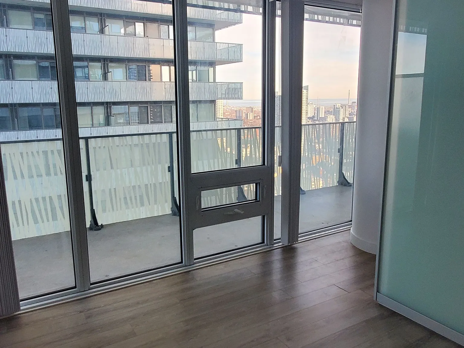2 bed, $2,550 — Photo 4