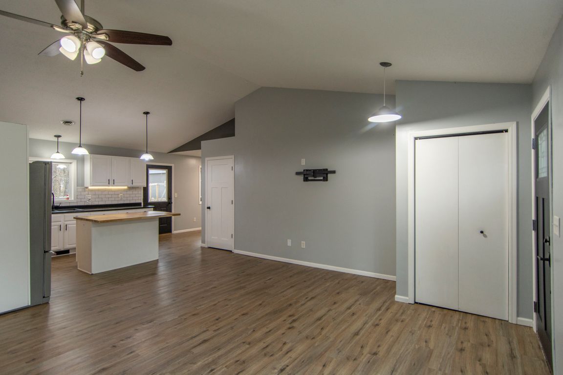 next background image