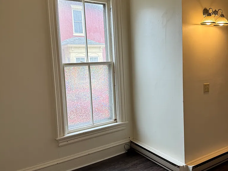 21 N Winooski Ave #D — Photo 4