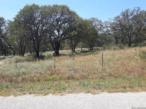 327 County Road 6875 LOT 327, Natalia, TX 78059