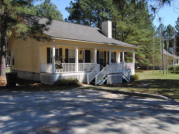 4th image of 805 N Taylor Ct