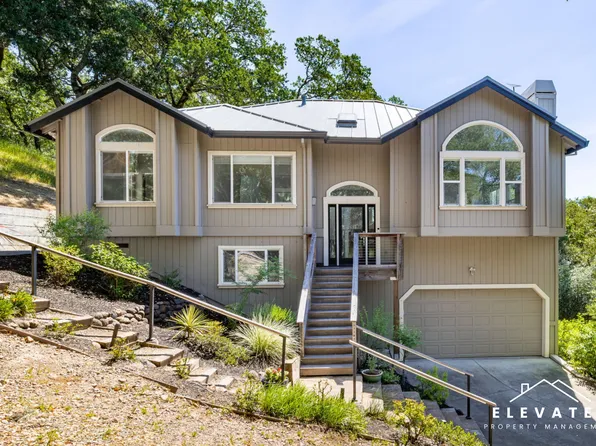 9400 Chalk Hill Rd, Healdsburg, CA 95448