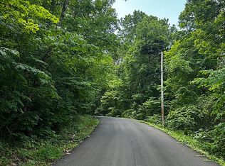 19 Farmers Mountain Ln, Kodak, TN 37764