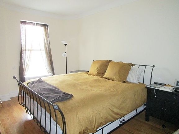 5th image of 101 W 85th St APT 6-2
