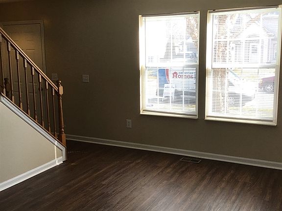 3rd image of 1874 Glendora Dr